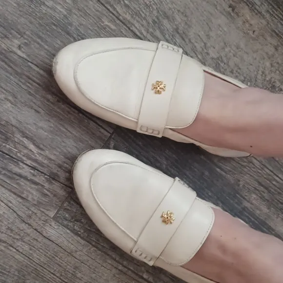 Tory Burch  leather  loafers