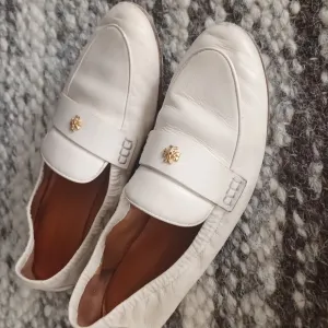 Tory Burch  leather  loafers