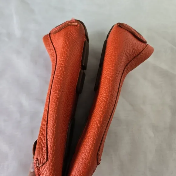 Tory Burch Leather Orange Loafers