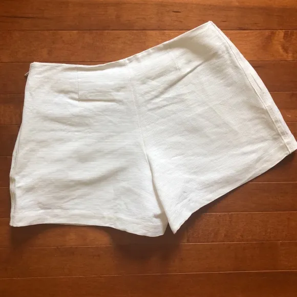 TORY Burch Linen silk blend pleated shorts 🌸 0