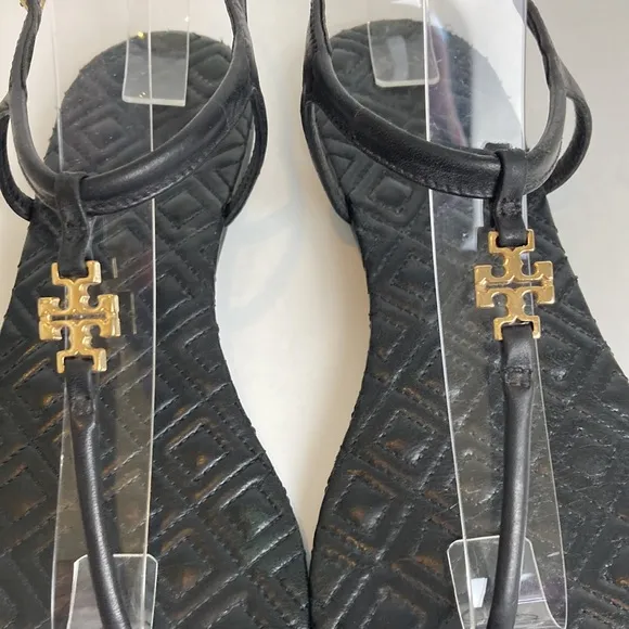 TORY BURCH Marion Quilted Black Leather T-Strap Gold Logo Sandals Size 8 summer