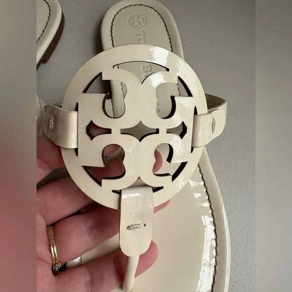 Tory Burch Miller Sandals | Size 10.5 | Ivory Patent Leather | Classic Summer