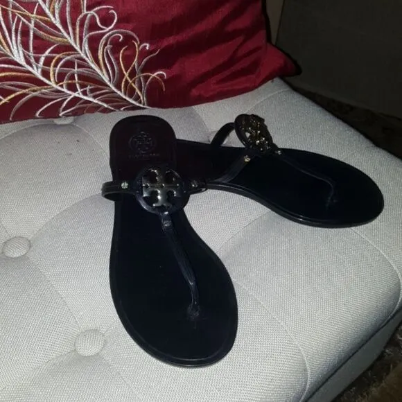 TORY BURCH MINI FLAT THONG SANDALS BLACK &amp; GOLD 8