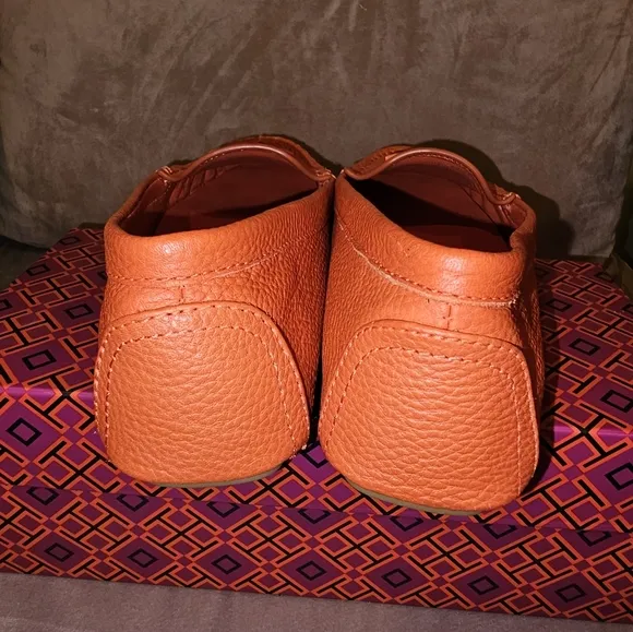 Tory Burch Orange Leather Loafers Women size 6.5 Brand New in the box
