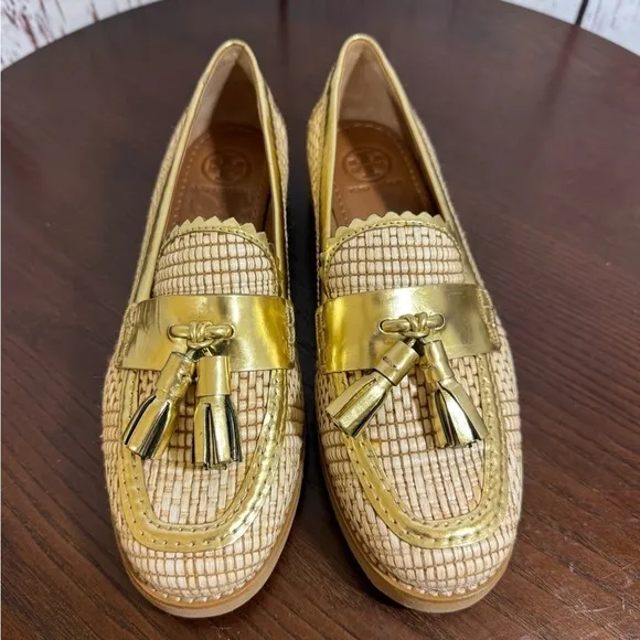 TORY BURCH Raffia &amp; Metallic Gold Leather Trims Loafers in size 6 New