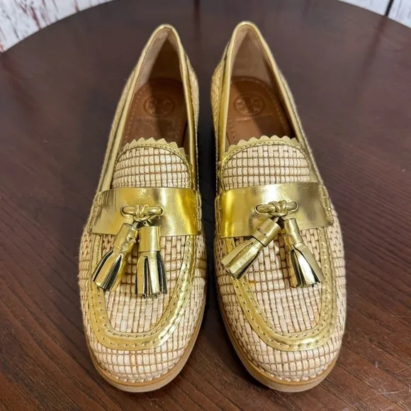 TORY BURCH Raffia &amp; Metallic Gold Leather Trims Loafers in size 6 New