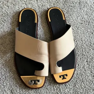 Tory Burch Selby Toe Ring Slides Womens Size 10 Leather Flat Sandals