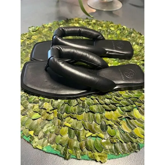 TORY BURCH - Women's Black Thong Sandals Size 7M