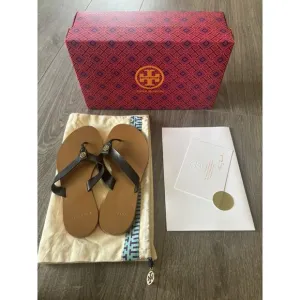 Tory Burch Women's Manon Thong Sandals Black Leather Logo Slip-On Summer 6