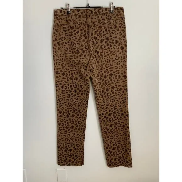 TRU LUXE leopard print hi waist straight jean in brown animal print NWT‎ size 8
