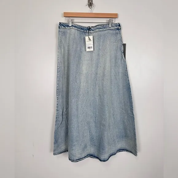TUCKERNUCK Acid Wash Denim Britt Skirt
