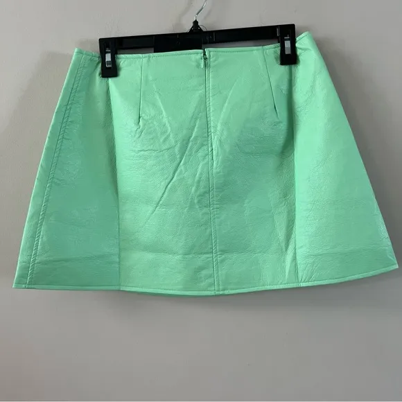 Tuckernuck Faux leather meg a line mini skirt size medium Mint chip green