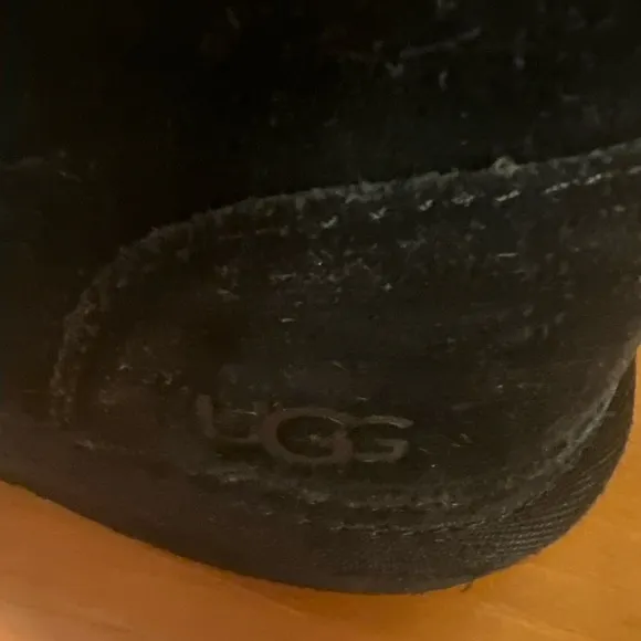 UGG 3236 Neumel Men's Suede Wool Chukka Boots - Black - Size 9