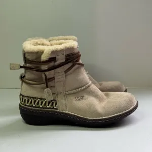 Ugg Allegheny Beige Suede Boots Leather laces suede upper Womens 7US