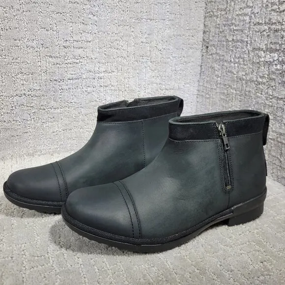 UGG Australia ATTELL Women's Size 10 US Black Leather Ankle Bootie Boots 1103832