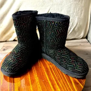 UGG Australia Classic II Graphic Kids Youth Girls Boots 1112383K Black Size 3