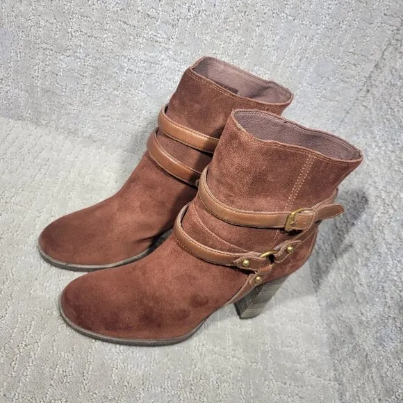 UGG Australia Dandridge Women's Size 9.5 US Brown Suede Ankle Boots 1019010