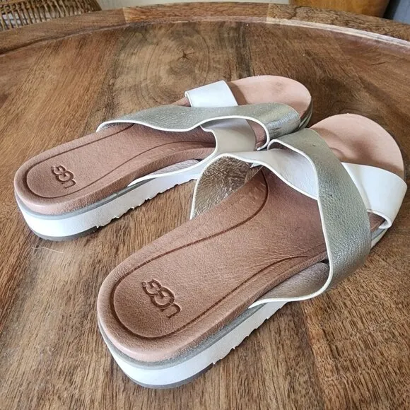 UGG Australia Kari Flat White Silver Metallic Sandals US Womens Size 6.5