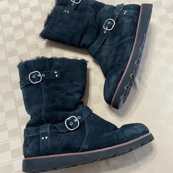 UGG Australia Noira Boots Women's Black Leather Shearling Lined Size 9 EU 40