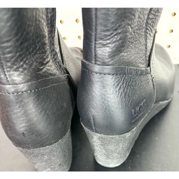 UGG® AUSTRALIA POTRERO BLACK LEATHER WEDGE BOOTS SIZE 7.5
