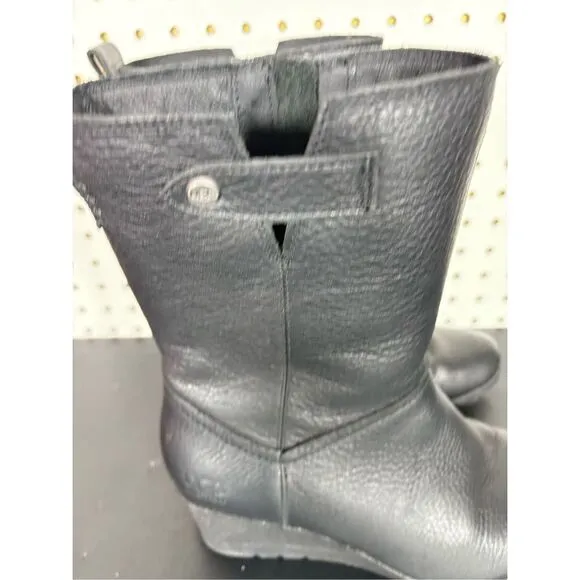 UGG® AUSTRALIA POTRERO BLACK LEATHER WEDGE BOOTS SIZE 7.5