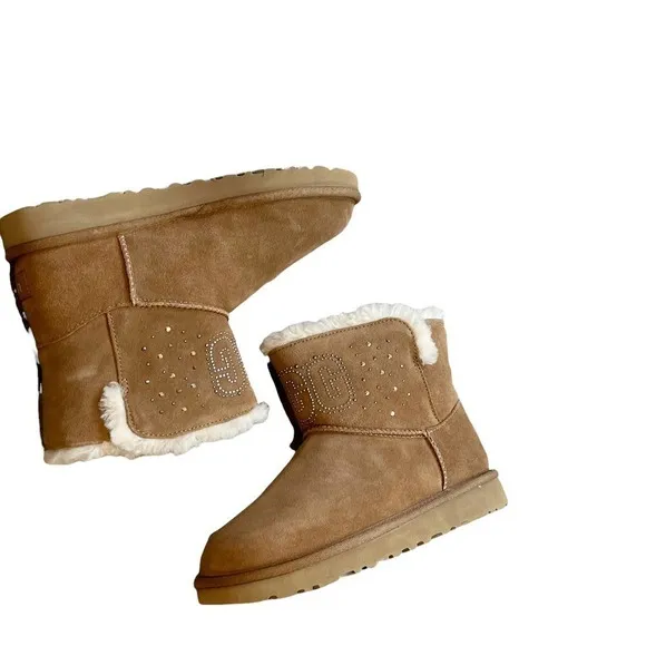UGG Australia Women's Chestnut Classic Gem Lined Mini Boots Size 6 US