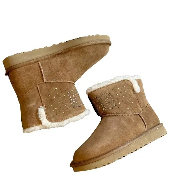 UGG Australia Women's Chestnut Classic Gem Lined Mini Boots Size 6 US