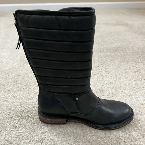 UGG Australia Women's Sz 5 Tatum Black Leather  Buckle Moto Riding Boots 1001833