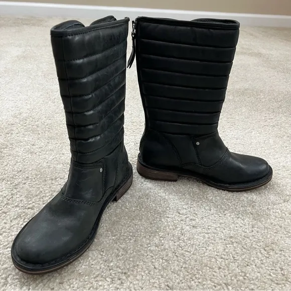 UGG Australia Women's Sz 5 Tatum Black Leather  Buckle Moto Riding Boots 1001833