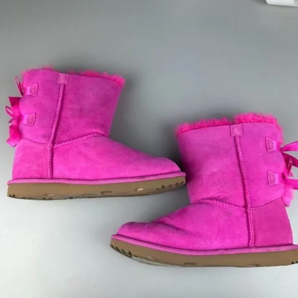 UGG Bailey Bow II Boots in Paz Pink