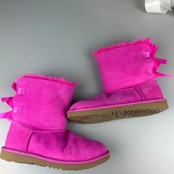 UGG Bailey Bow II Boots in Paz Pink