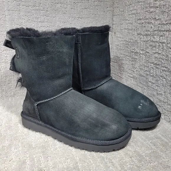 UGG Bailey Bow II Women's Size 8 US Black Sheepskin Suede Shearling Boots