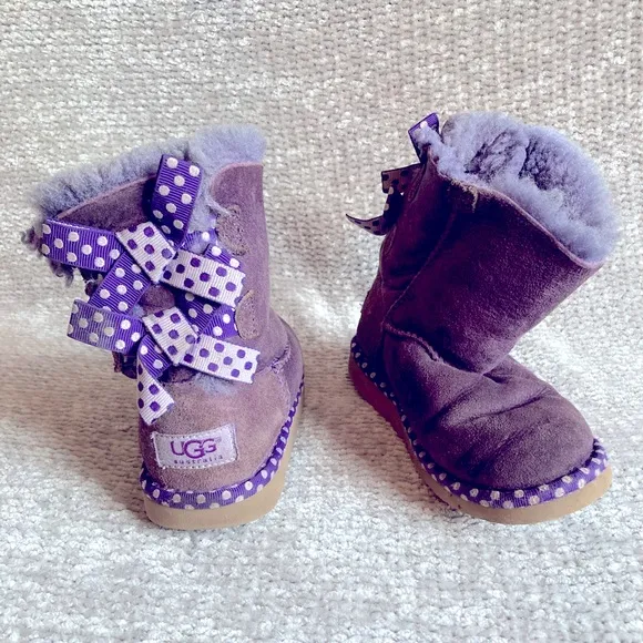 UGG Bailey Bows Boots Shearling Suede Polka Dots Girls 11