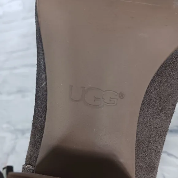 UGG Bandara brown suede ankle boots