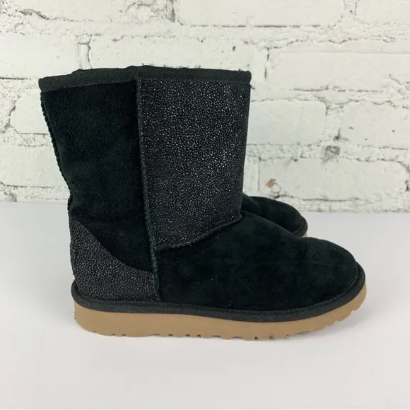 Ugg Black Classic Short Serein Sparkle Glitter 3Y