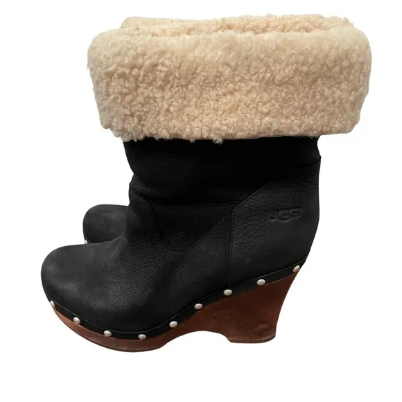 UGG Black Suede Leather Sheepskin Carniege Wedge Boots Size 8