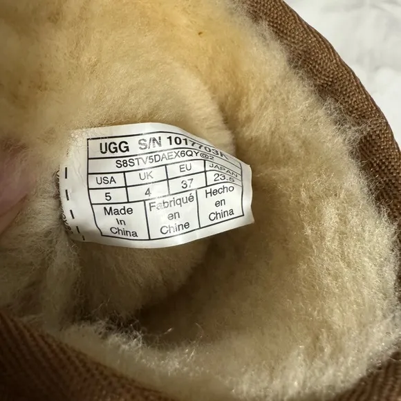 UGG Boots - Camel / Brown - like new