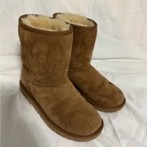 UGG Boots - Camel / Brown - like new