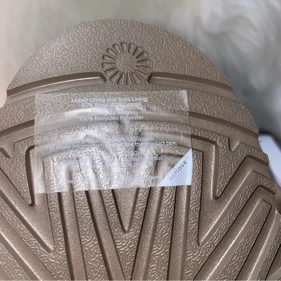 UGG Boots classic short women size 9