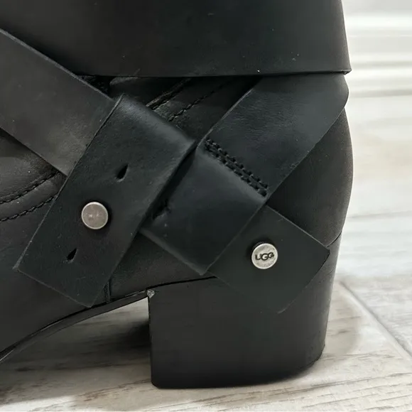 UGG Boots Elysian‎ Leather Ankle Boots 6.5