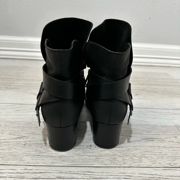 UGG Boots Elysian‎ Leather Ankle Boots 6.5