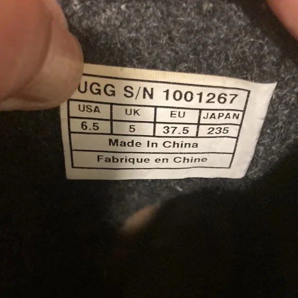 UGG boots leather size 6.5