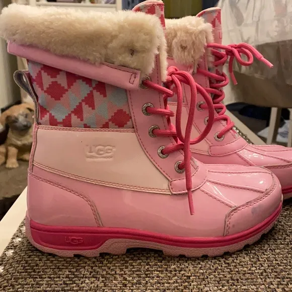 Ugg boots Size 3Y