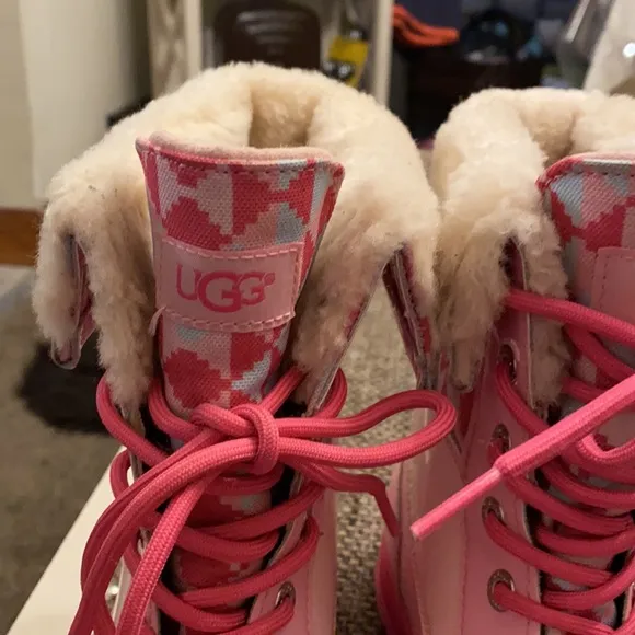 Ugg boots Size 3Y