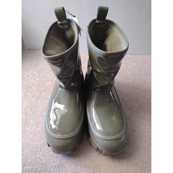 UGG Boots Woman's 7 Classic Burnt Olive Brellah Mini Waterproof 1144059 Raining