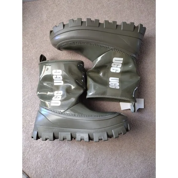 UGG Boots Woman's 7 Classic Burnt Olive Brellah Mini Waterproof 1144059 Raining