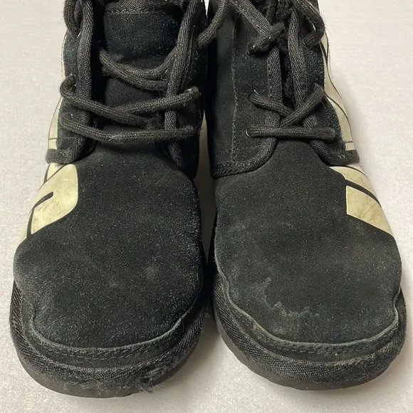 UGG Boots Wordmark Mini