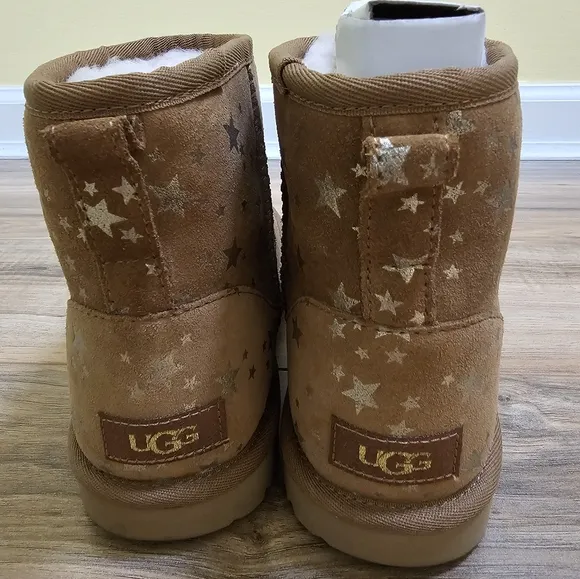 UGG Boots Youth Classic Mini II Stars