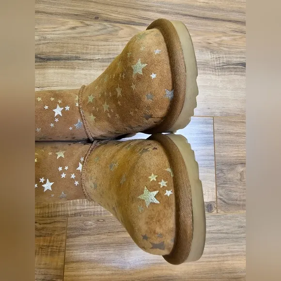 UGG Boots Youth Classic Mini II Stars