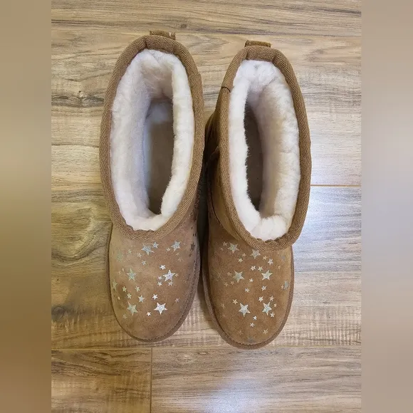 UGG Boots Youth Classic Mini II Stars